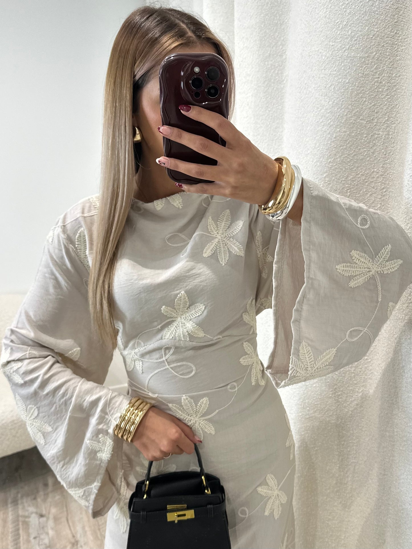 Robe LAYA