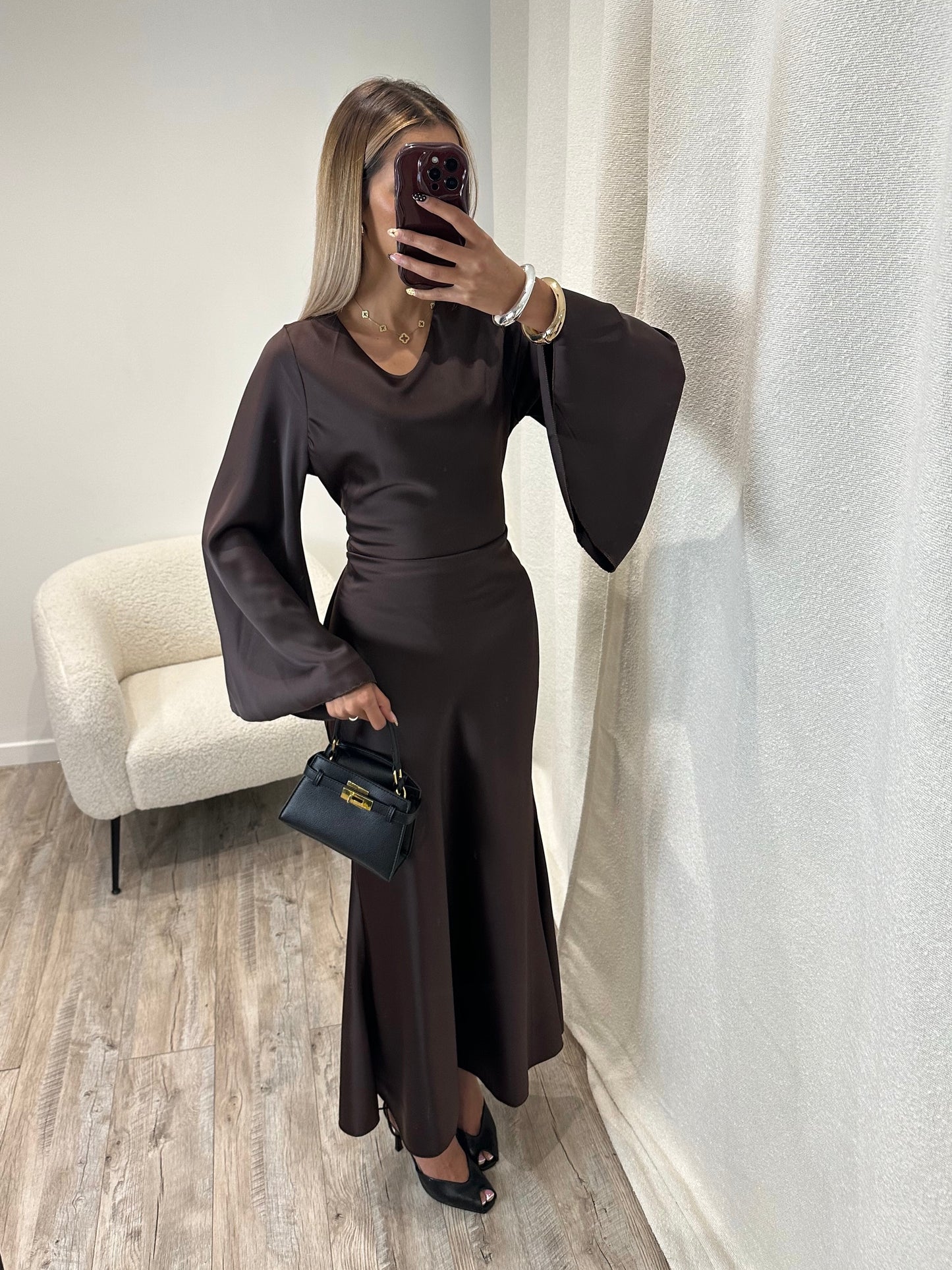 Robe SARA