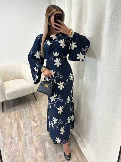 Robe LAYA