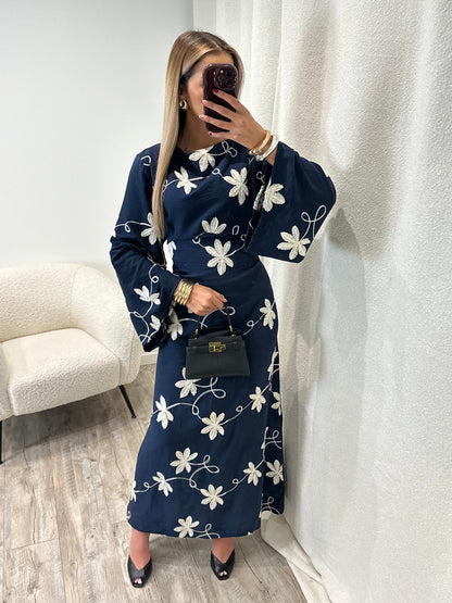 Robe LAYA