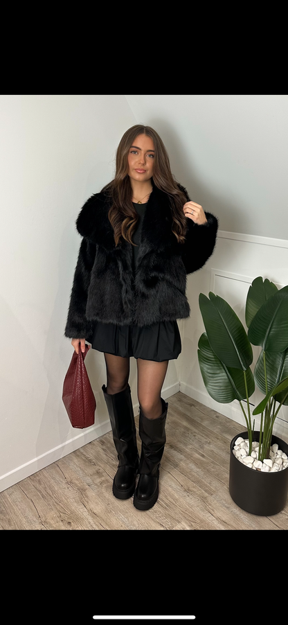 Manteau en fausse fourrure ALLYAH